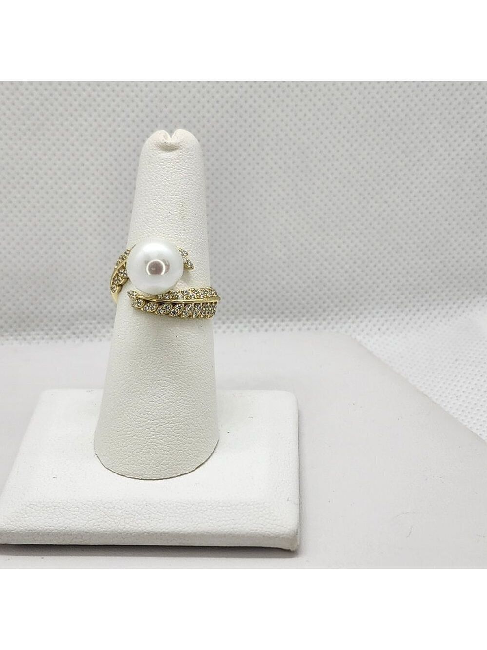 Brand New Sterling Silver 925 Pearl Leaf Ring